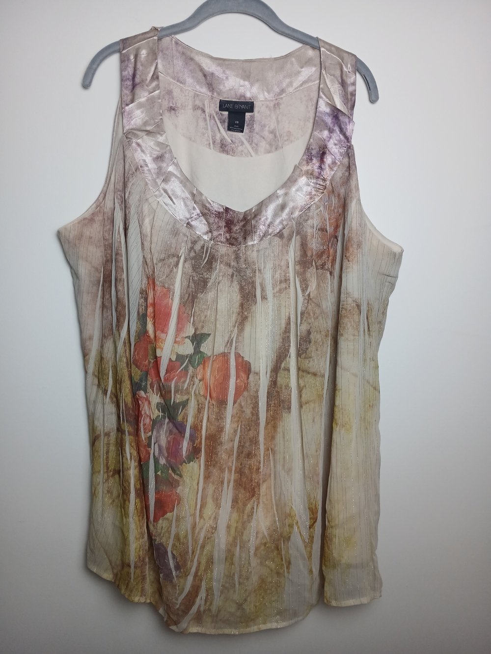 Lane Bryant Cream Plus Size Floral Pleated Swing Tank Top with Muted Purple Trim